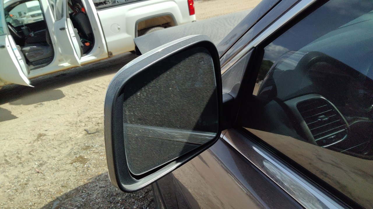 Vehicle/77191_07.jpg