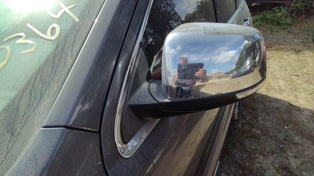 Vehicle/77191_08.jpg