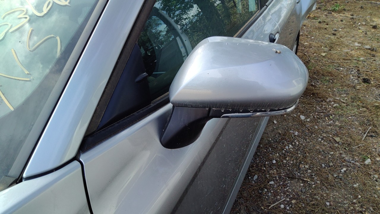 Vehicle/77193_08.jpg