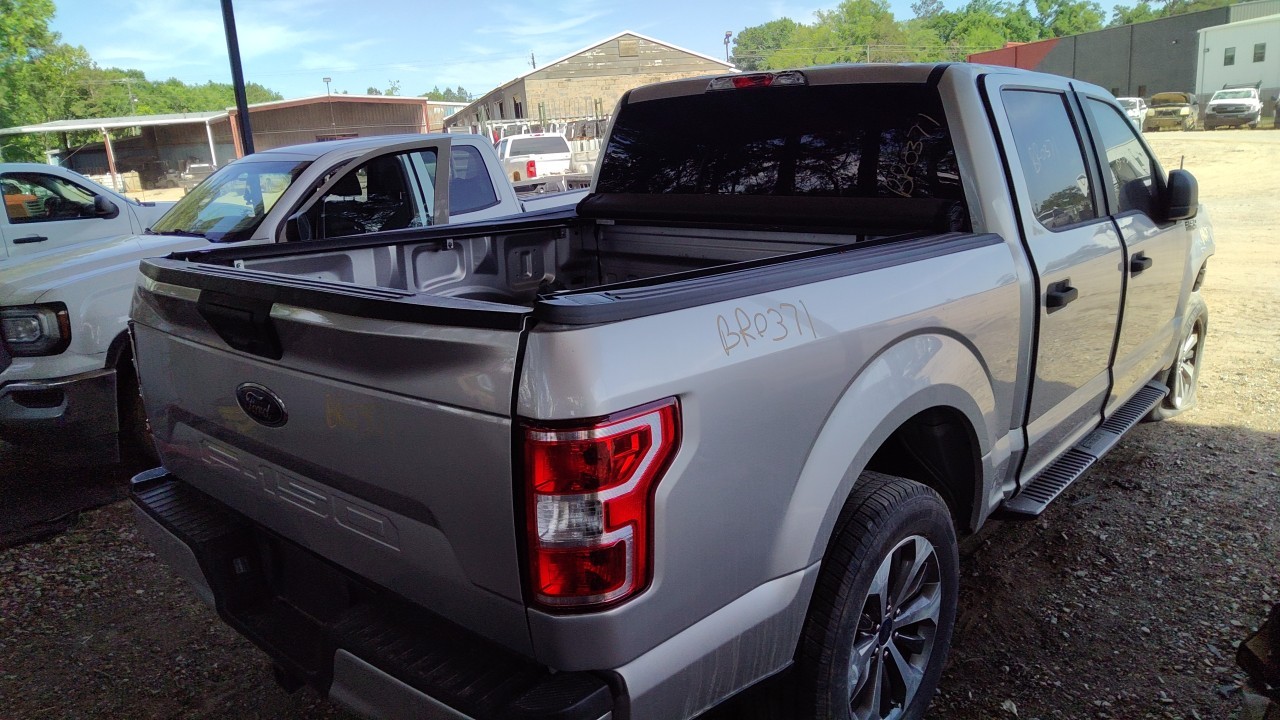 Vehicle/77227_03.jpg