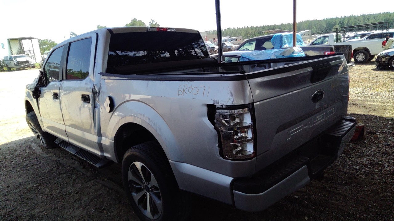 Vehicle/77227_04.jpg