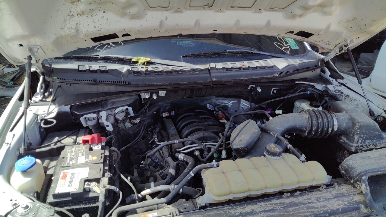 Vehicle/77227_05.jpg