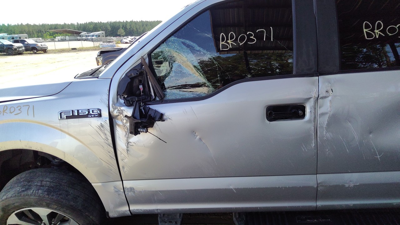 Vehicle/77227_11.jpg