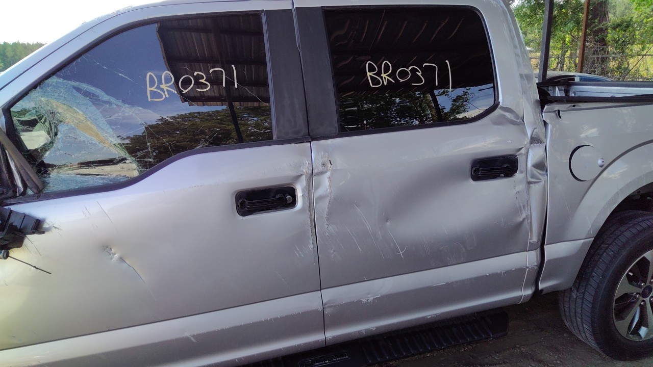Vehicle/77227_12.jpg