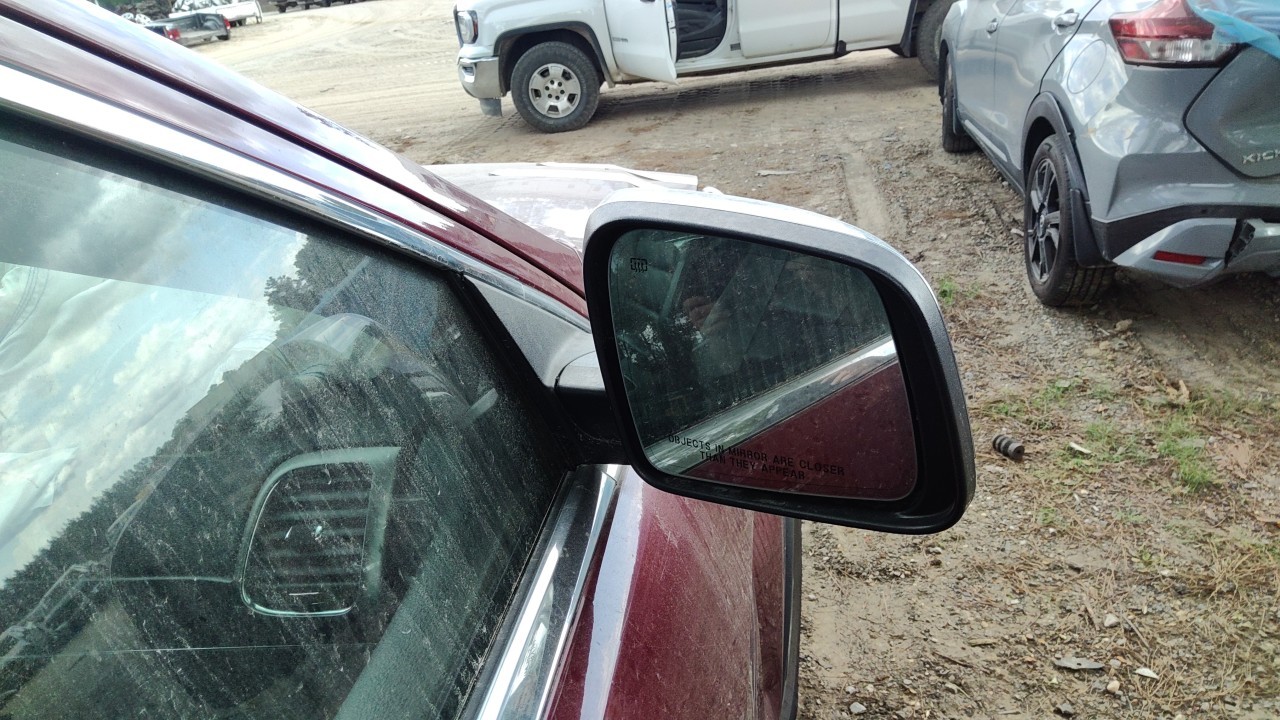 Vehicle/77323_07.jpg