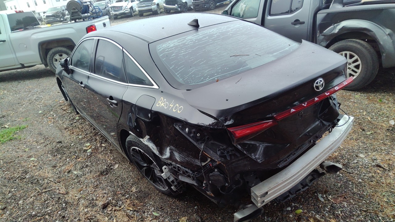 Vehicle/77406_04.jpg
