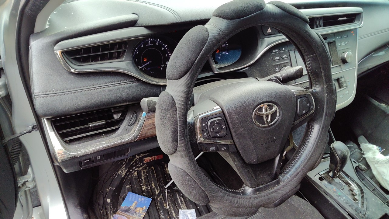 Vehicle/77785_02.jpg