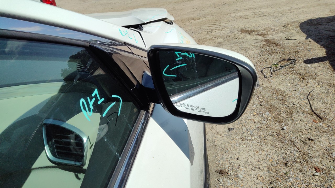 Vehicle/77789_07.jpg
