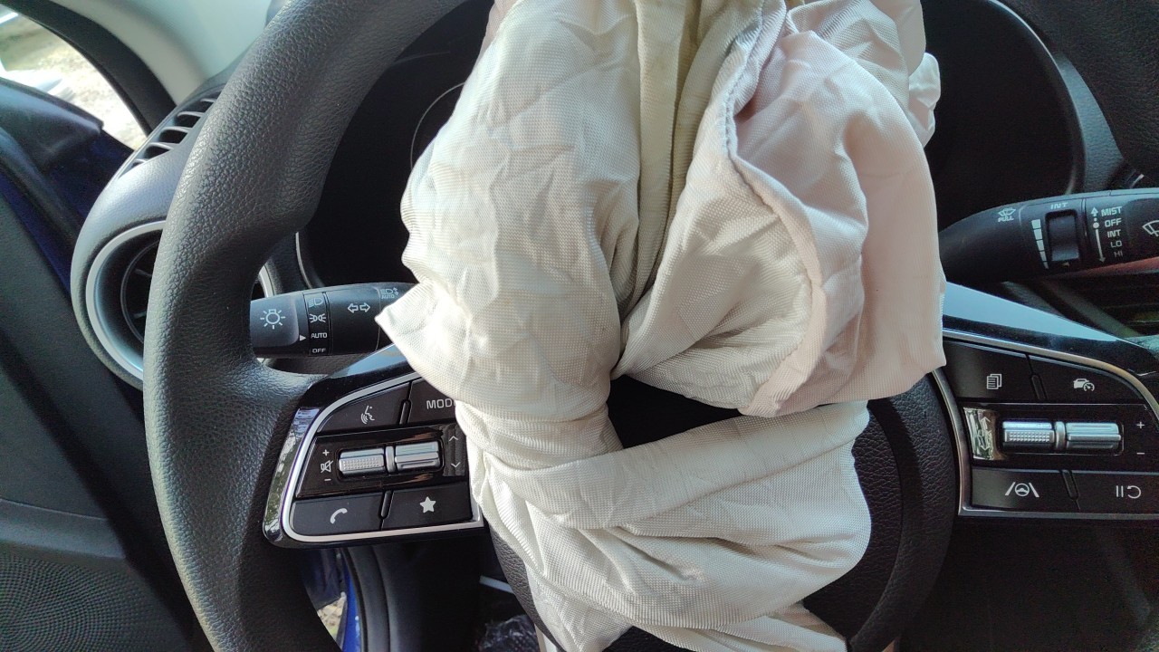 Vehicle/77829_03.jpg