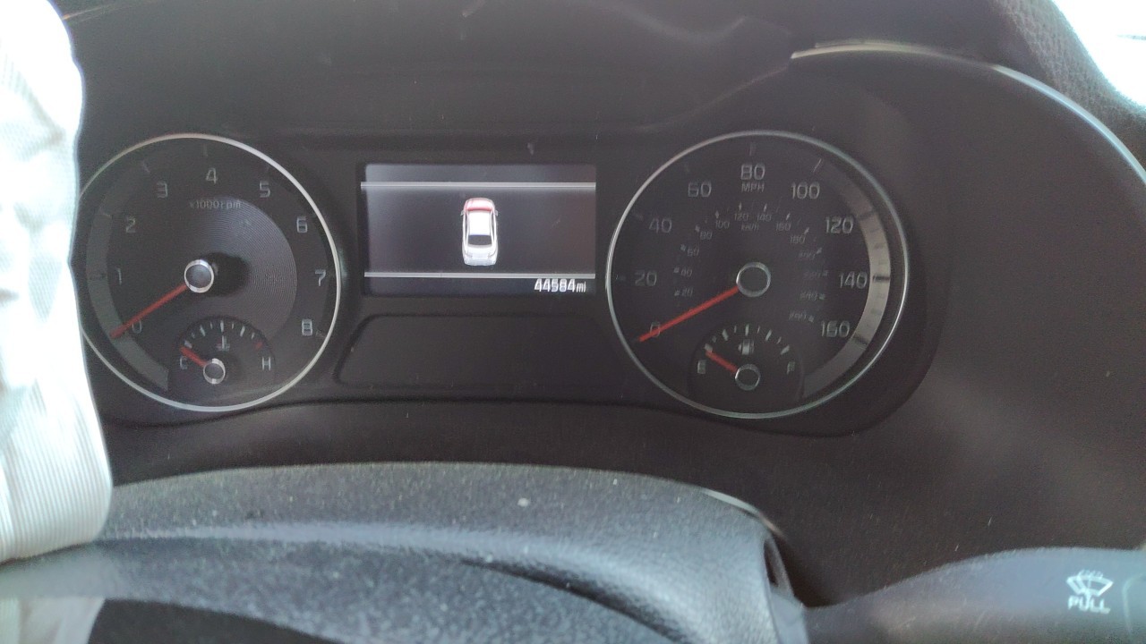 Vehicle/77829_06.jpg
