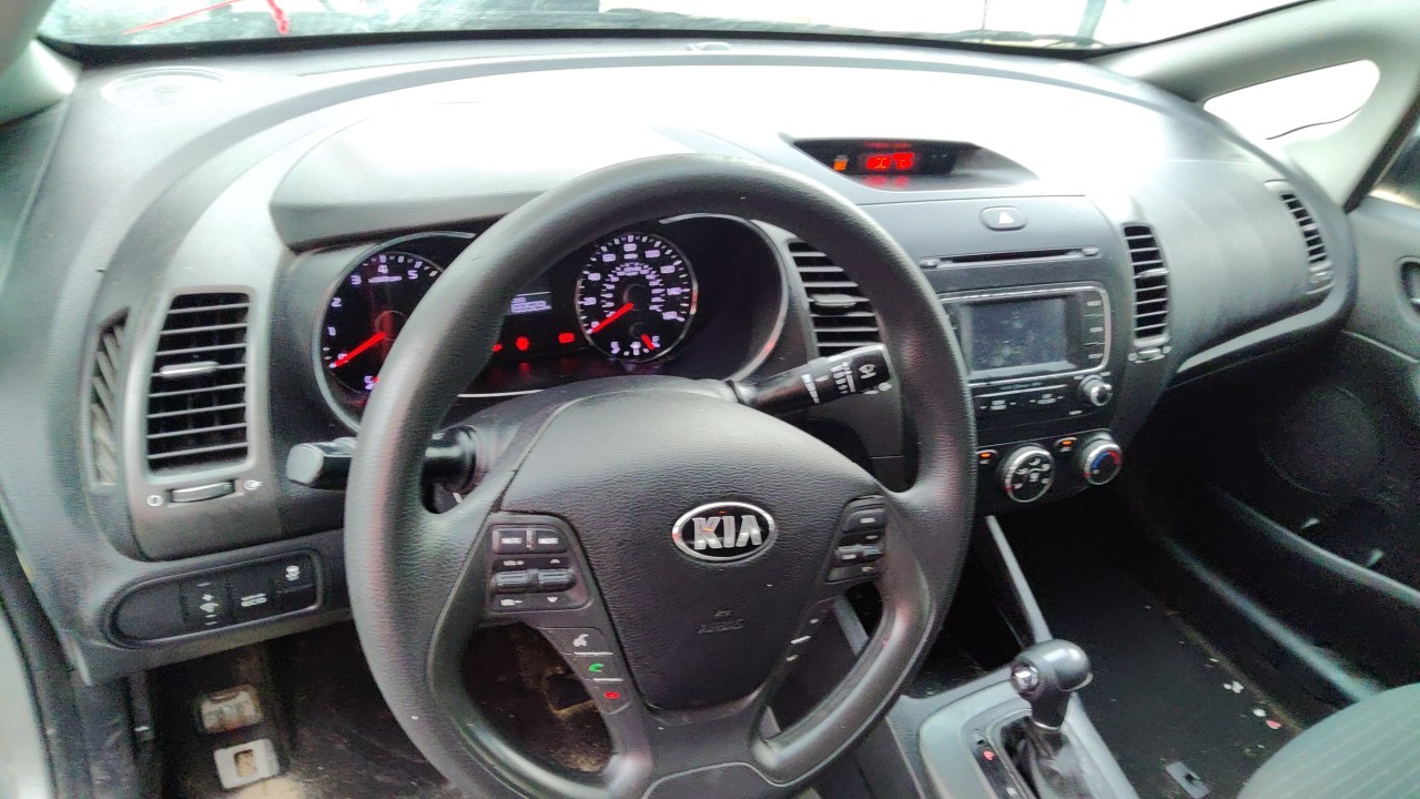 Vehicle/77855_03.jpg