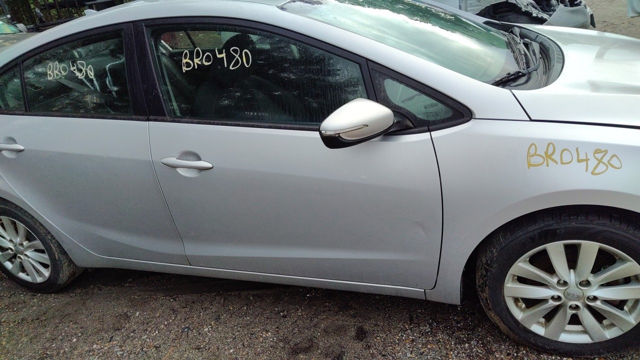 Vehicle/77855_12.jpg