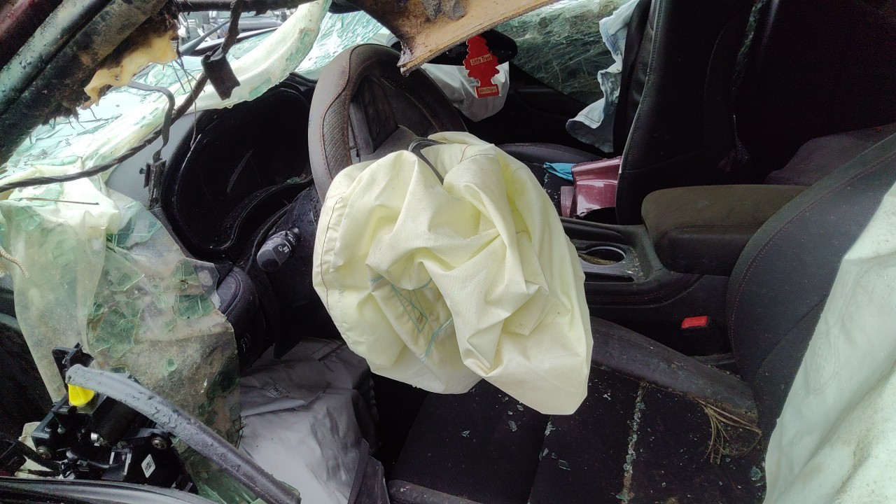 Vehicle/78236_09.jpg