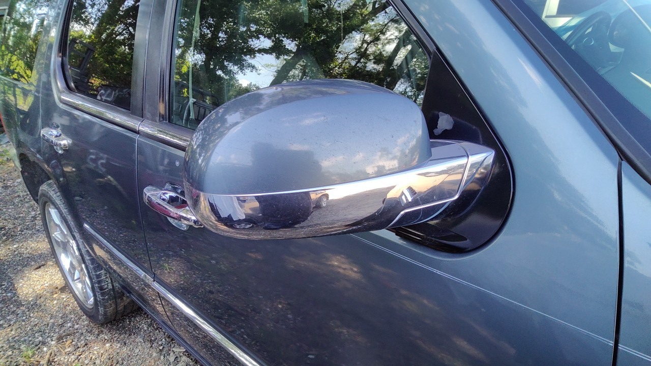 Vehicle/78240_08.jpg
