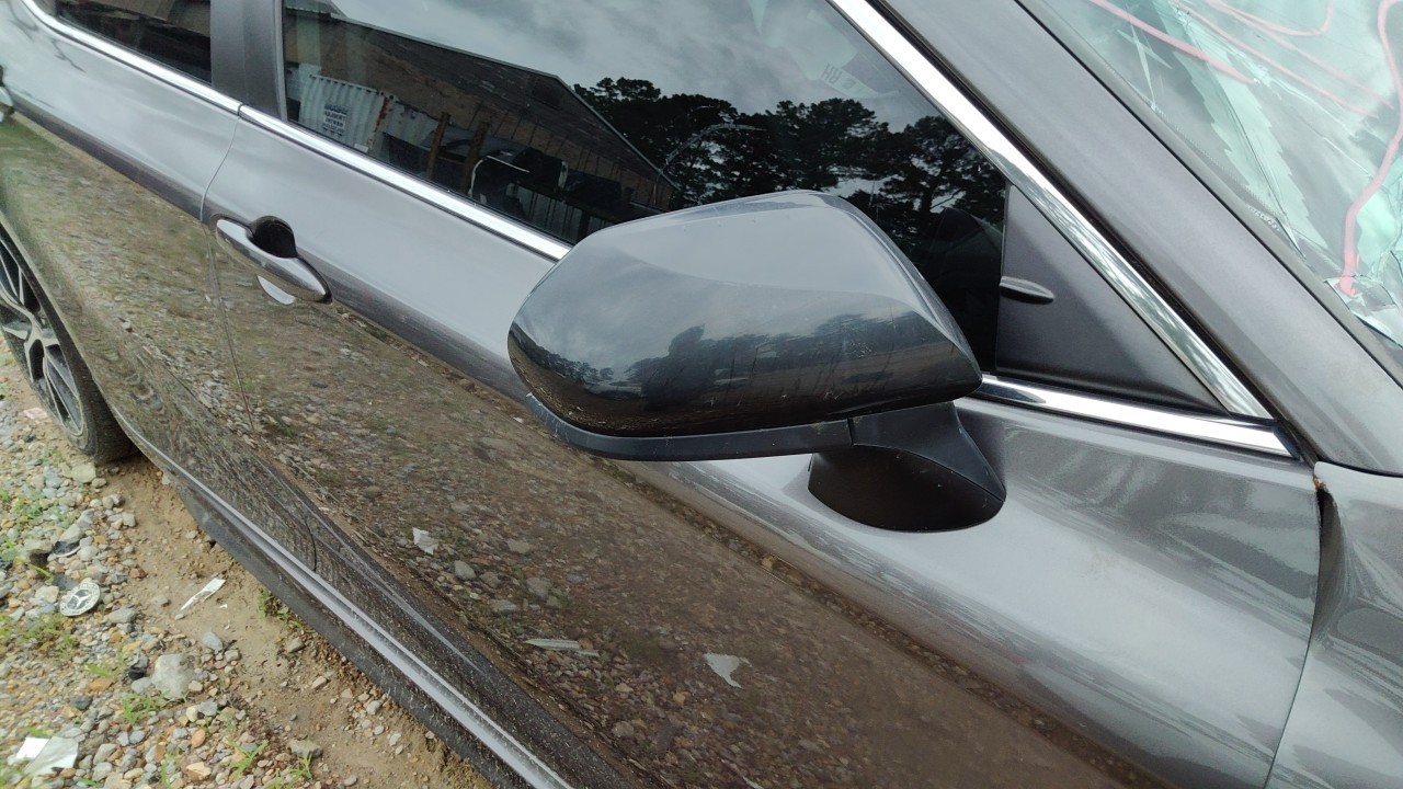 Vehicle/78456_08.jpg
