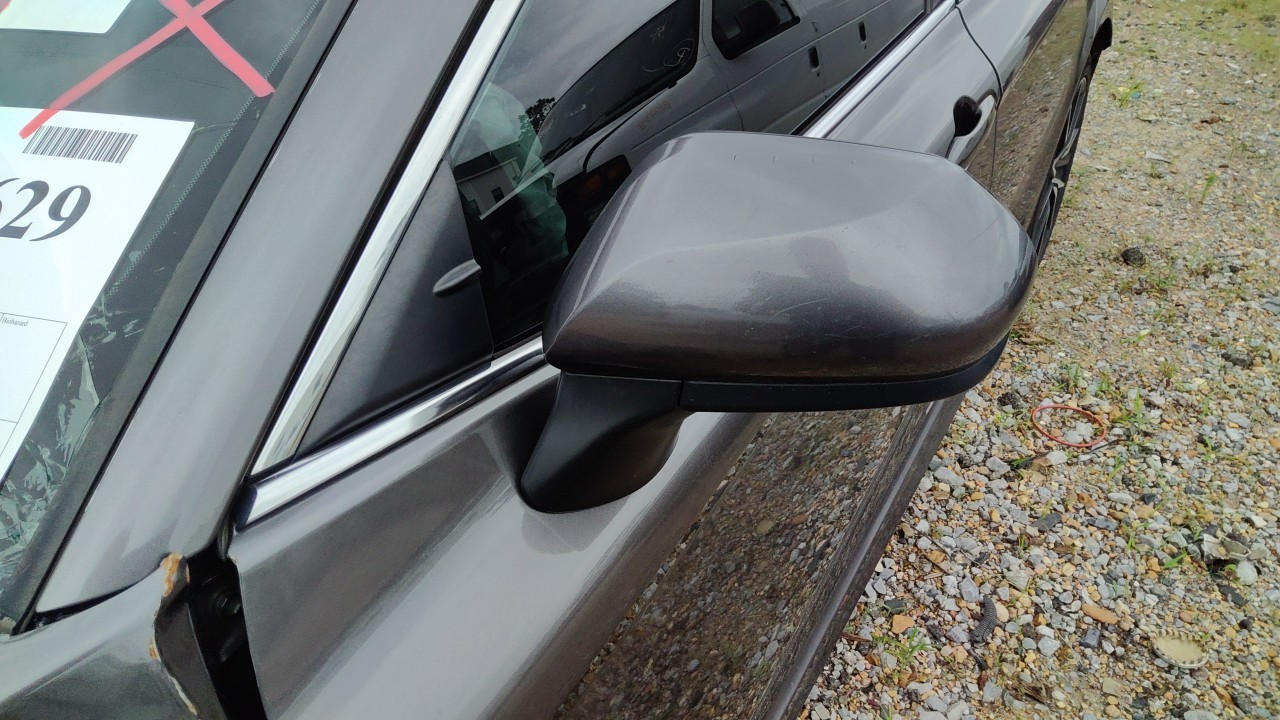 Vehicle/78456_10.jpg