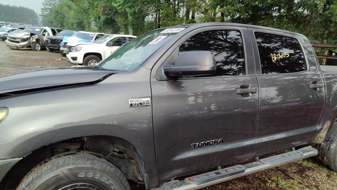 Vehicle/78499_12.jpg