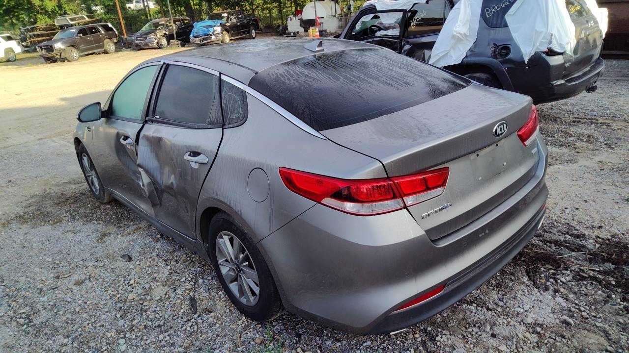 Vehicle/78572_04.jpg