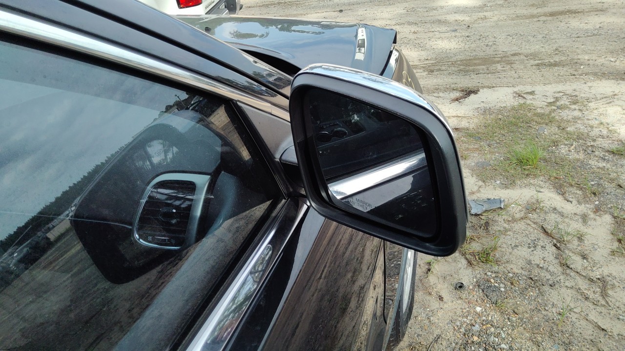 Vehicle/78574_07.jpg