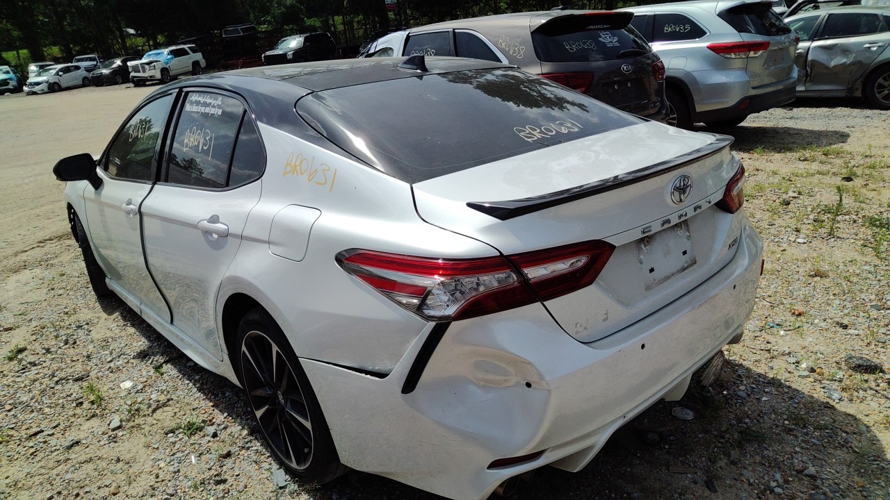 Vehicle/78624_04.jpg