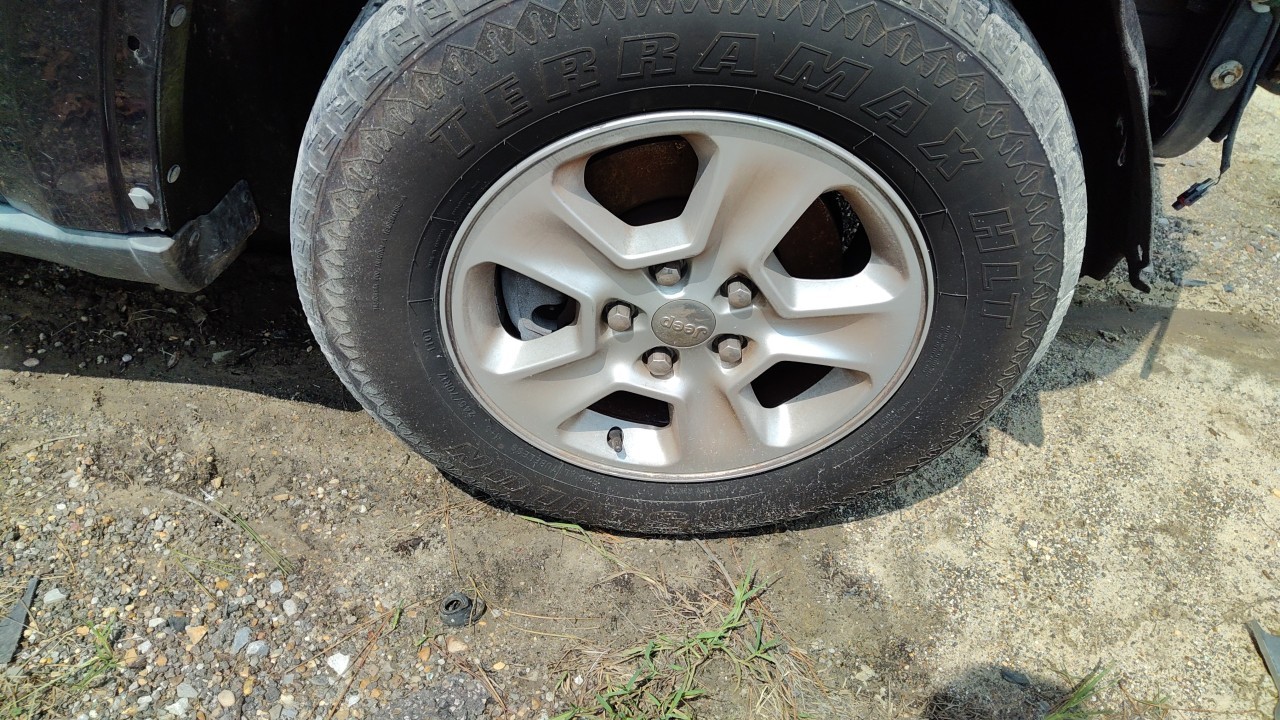 Vehicle/78656_06.jpg