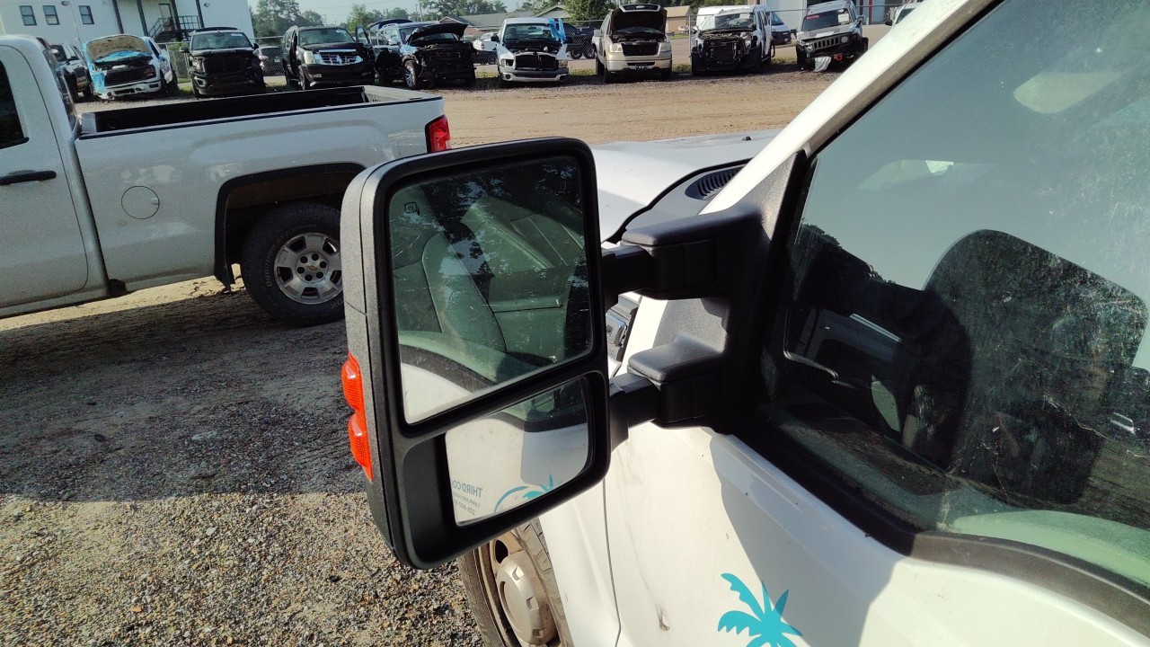 Vehicle/78697_07.jpg