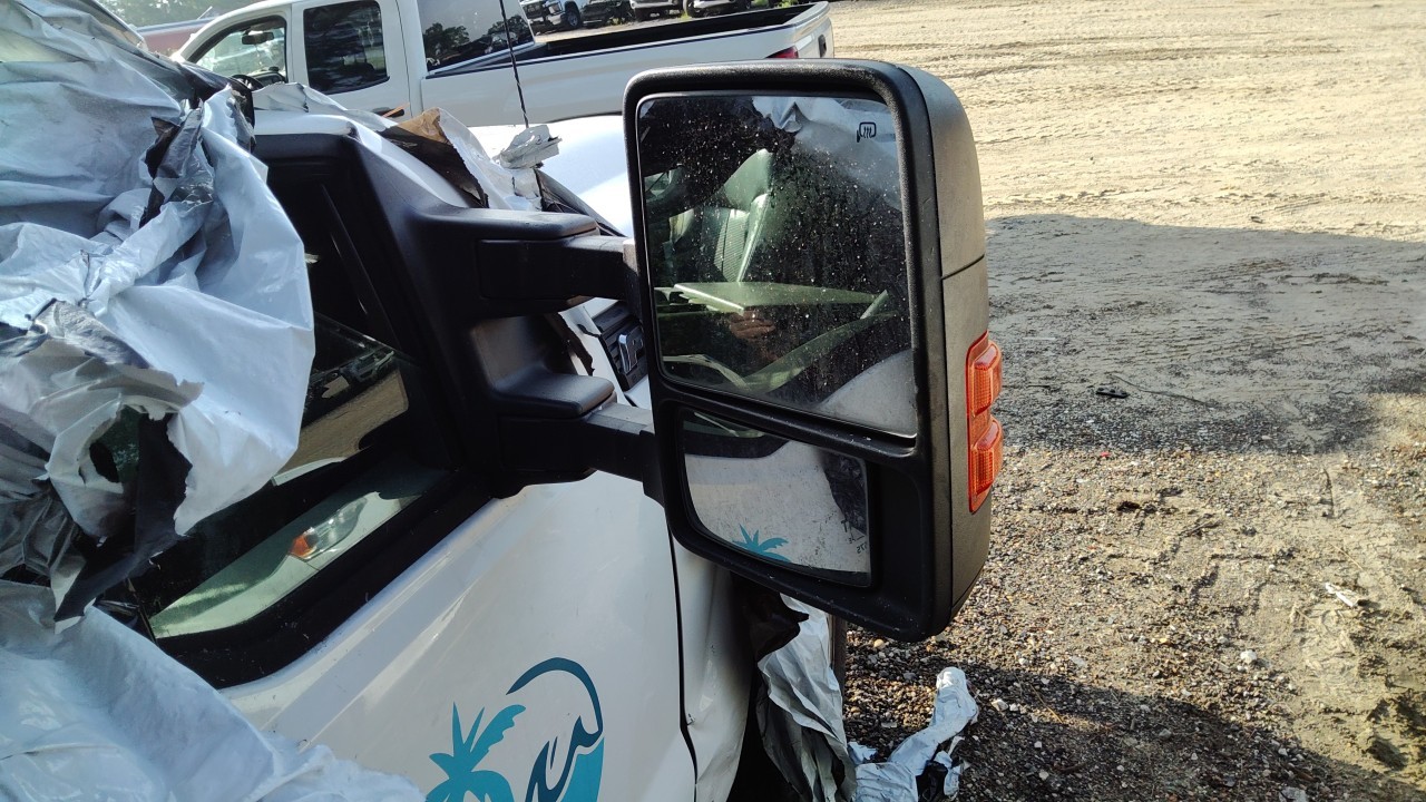Vehicle/78697_09.jpg