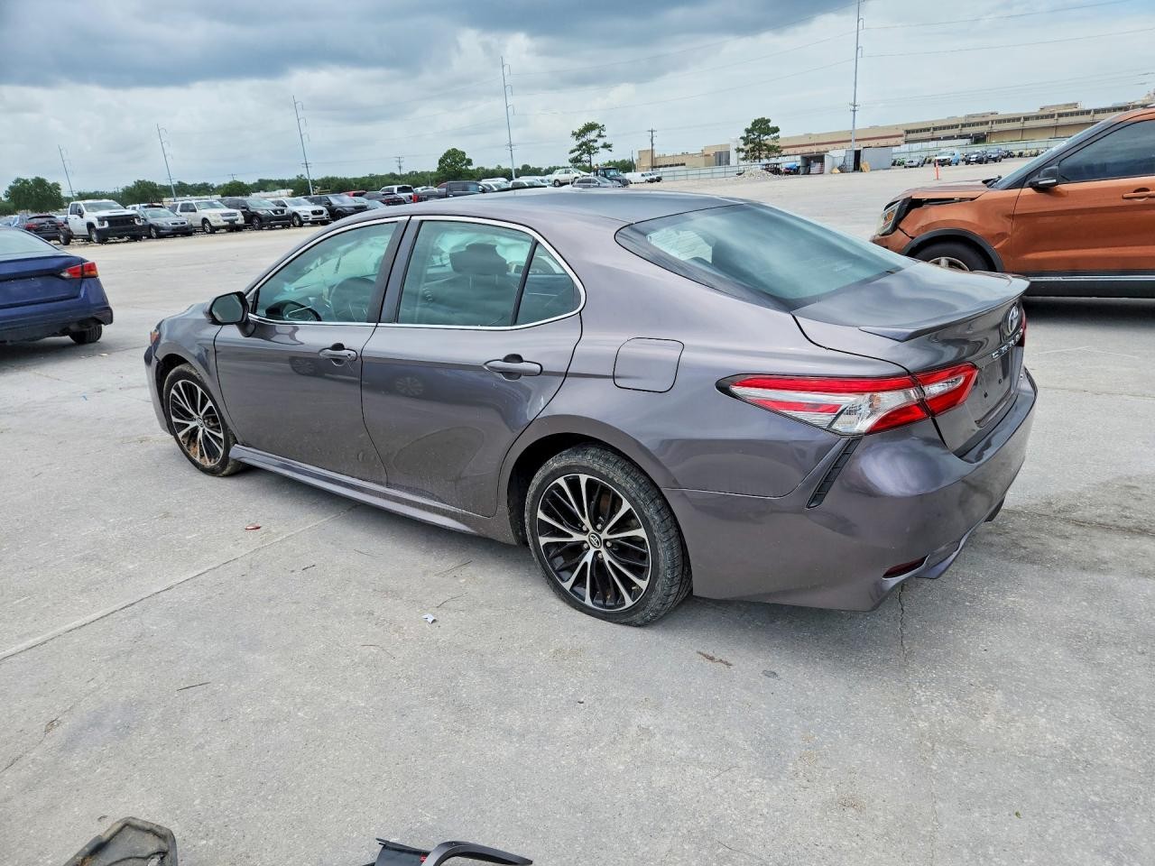 Vehicle/78985_02.jpg