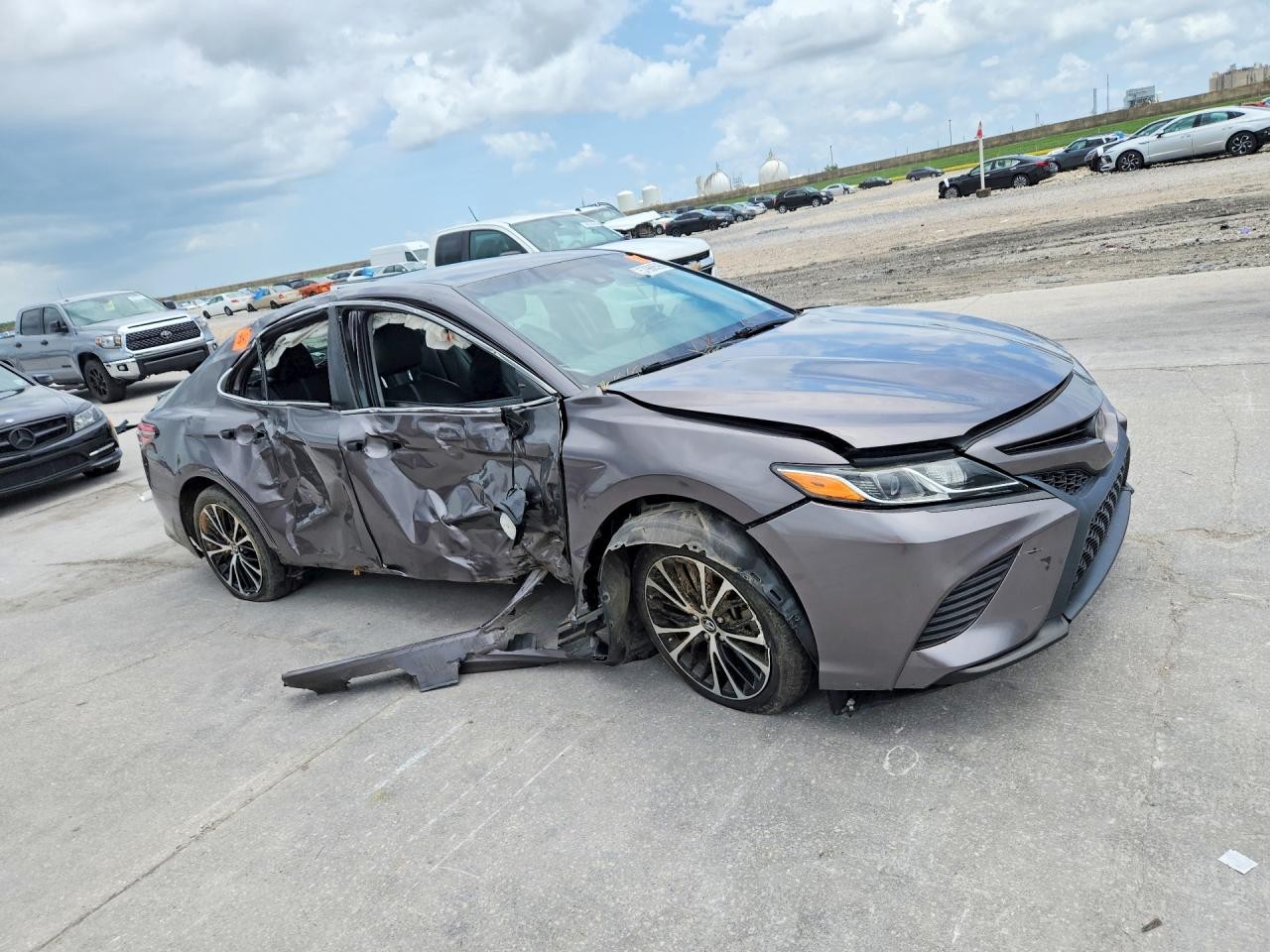 Vehicle/78985_04.jpg