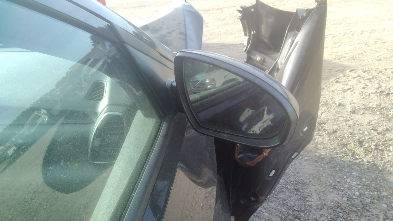 Vehicle/79106_09.jpg