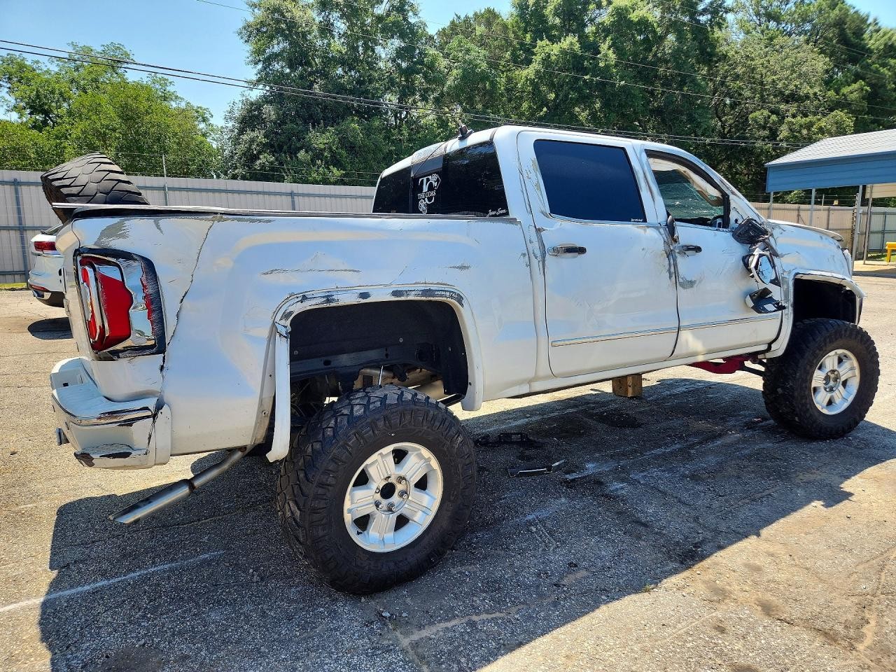 Vehicle/79207_03.jpg