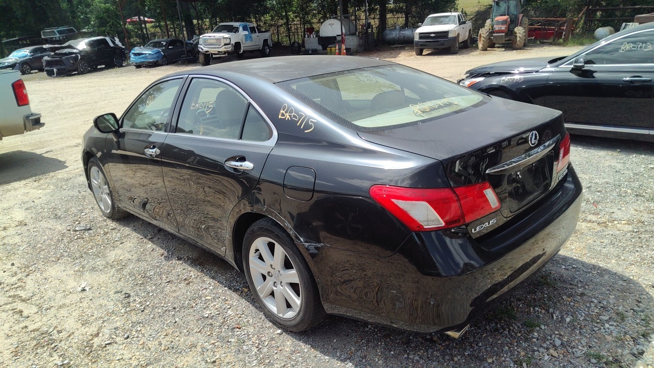 Vehicle/79208_04.jpg