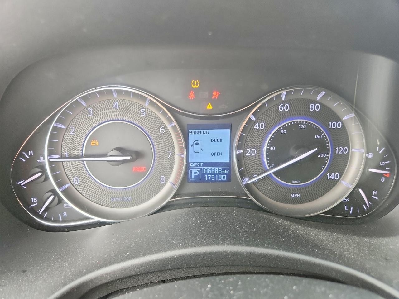 Vehicle/79337_09.jpg