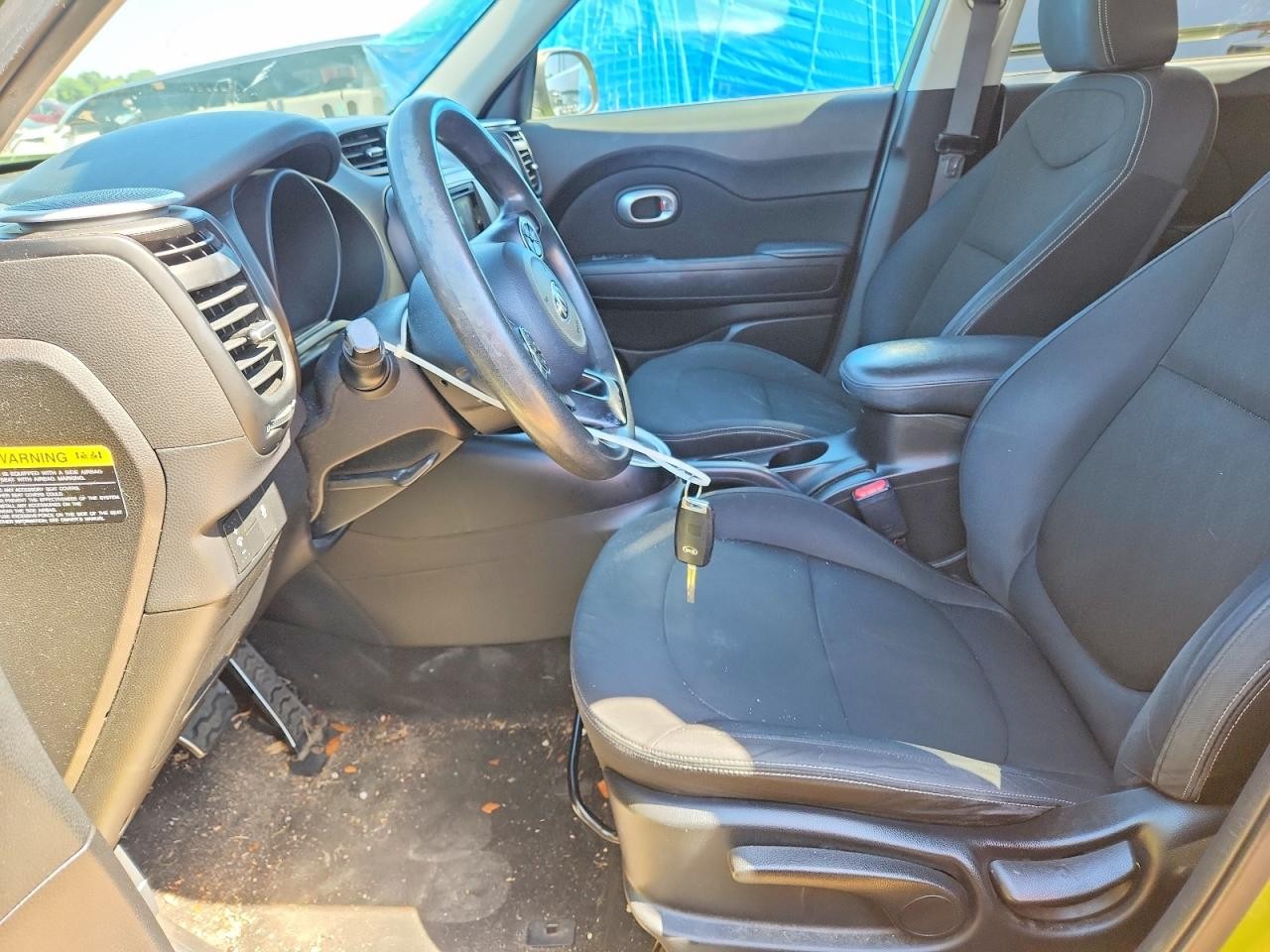 Vehicle/79404_07.jpg