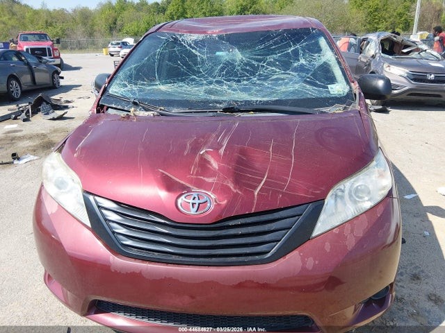 Vehicle/79580_06.jpg