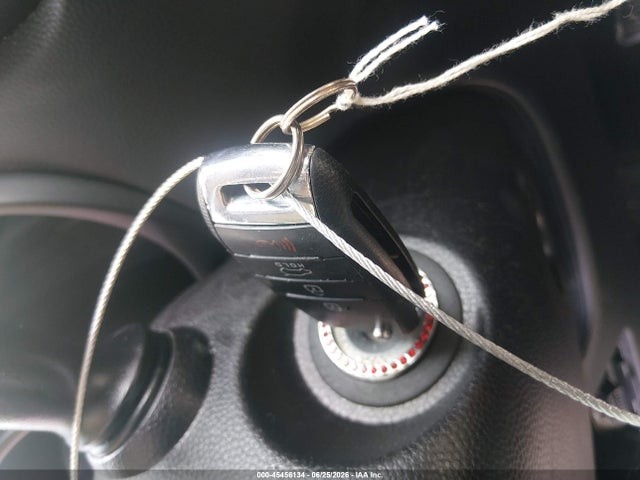 Vehicle/79611_11.jpg