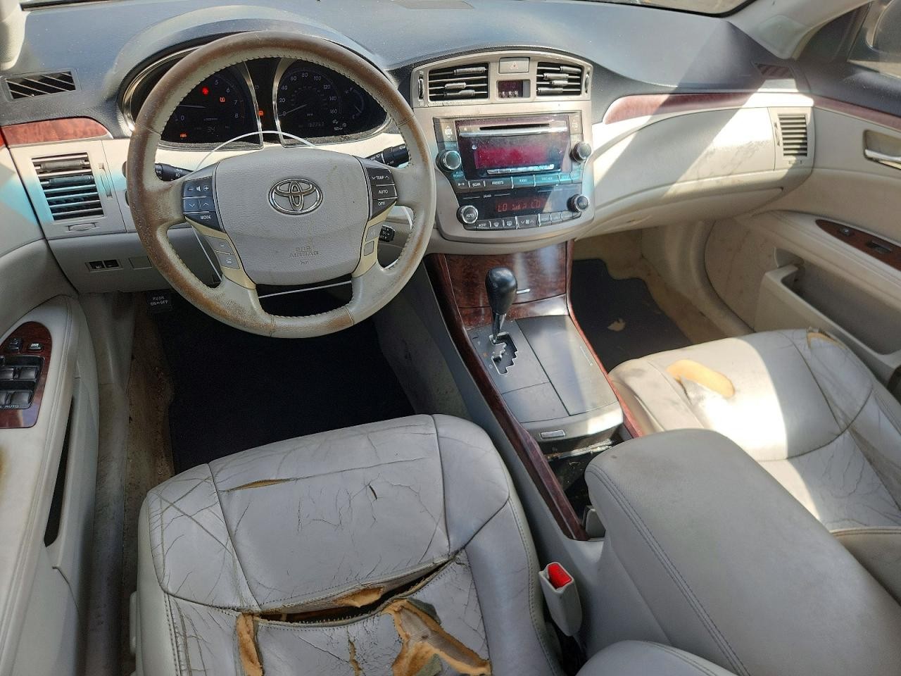 Vehicle/79663_08.jpg