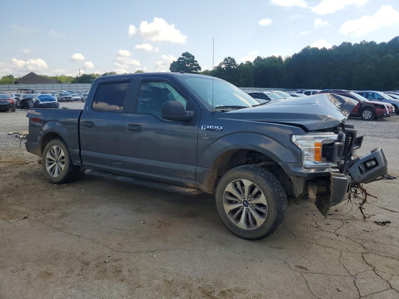 Vehicle/79664_04.jpg