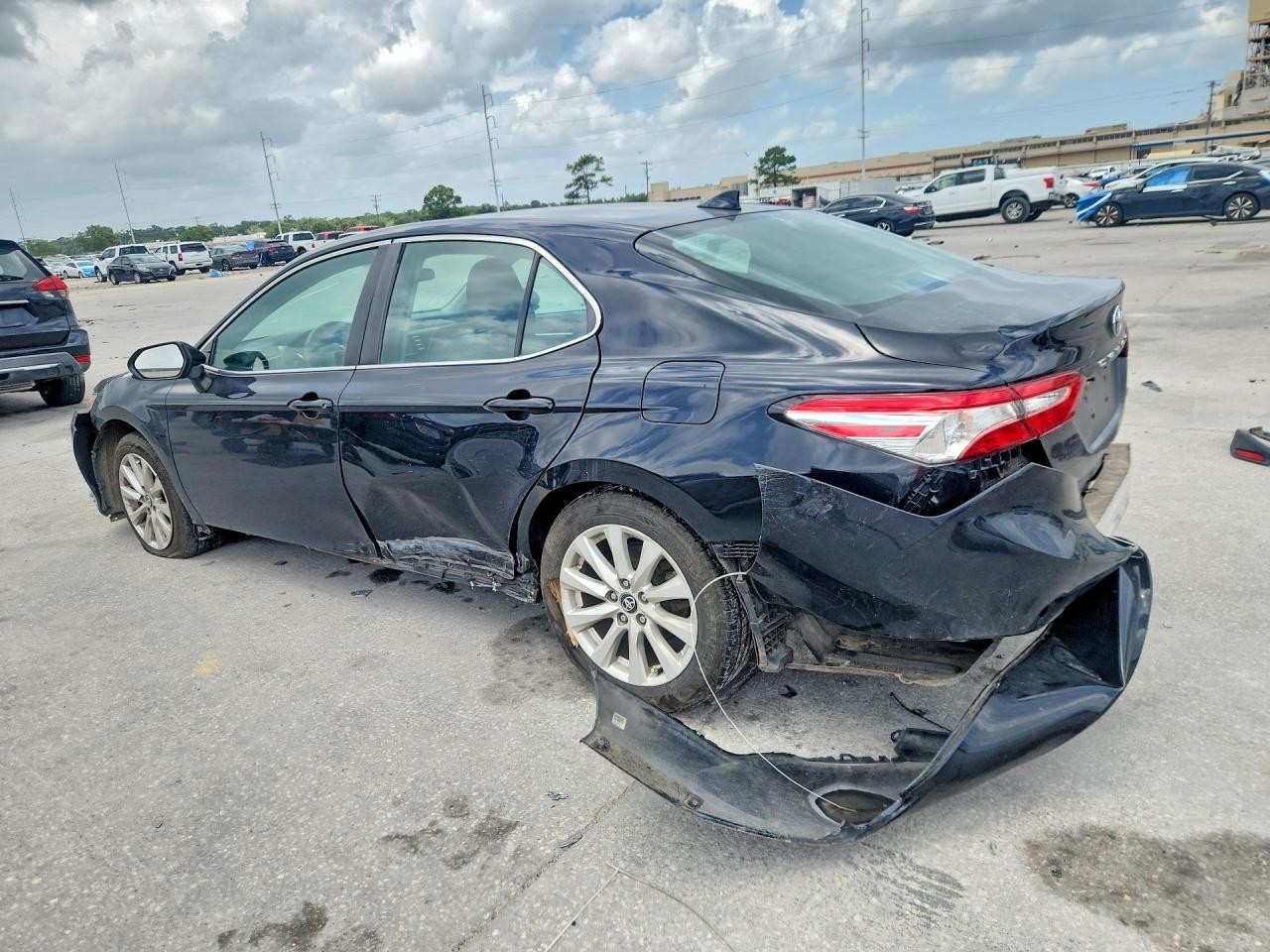 Vehicle/79918_02.jpg