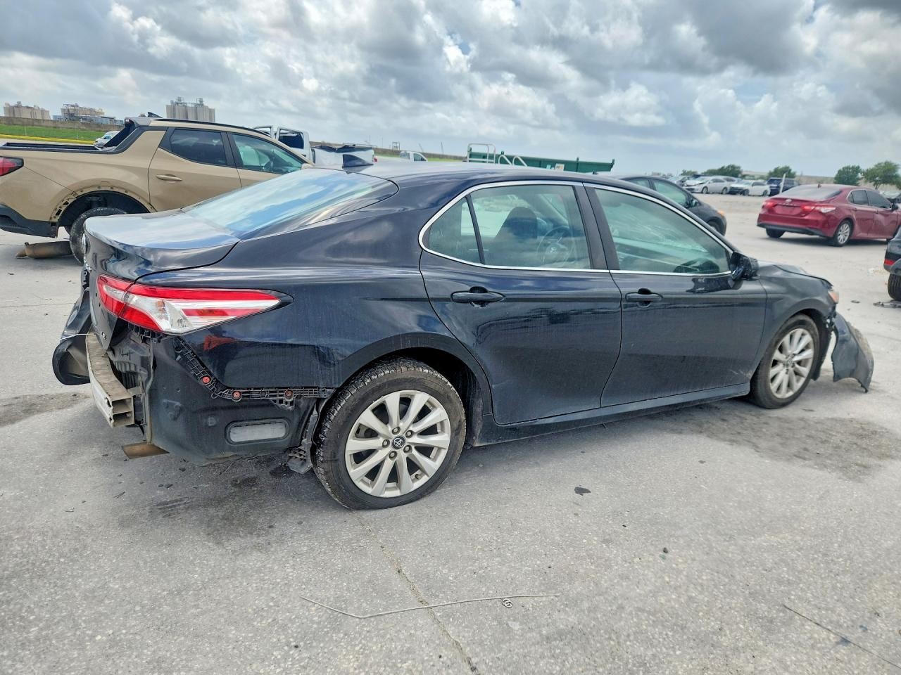 Vehicle/79918_03.jpg