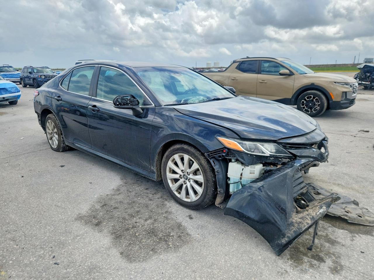 Vehicle/79918_04.jpg