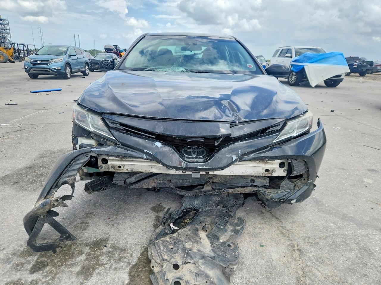 Vehicle/79918_05.jpg