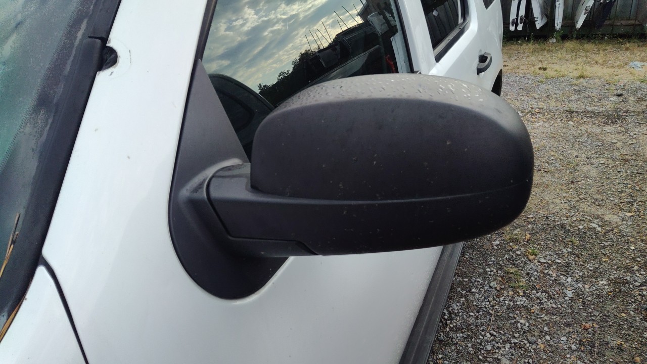 Vehicle/79947_08.jpg
