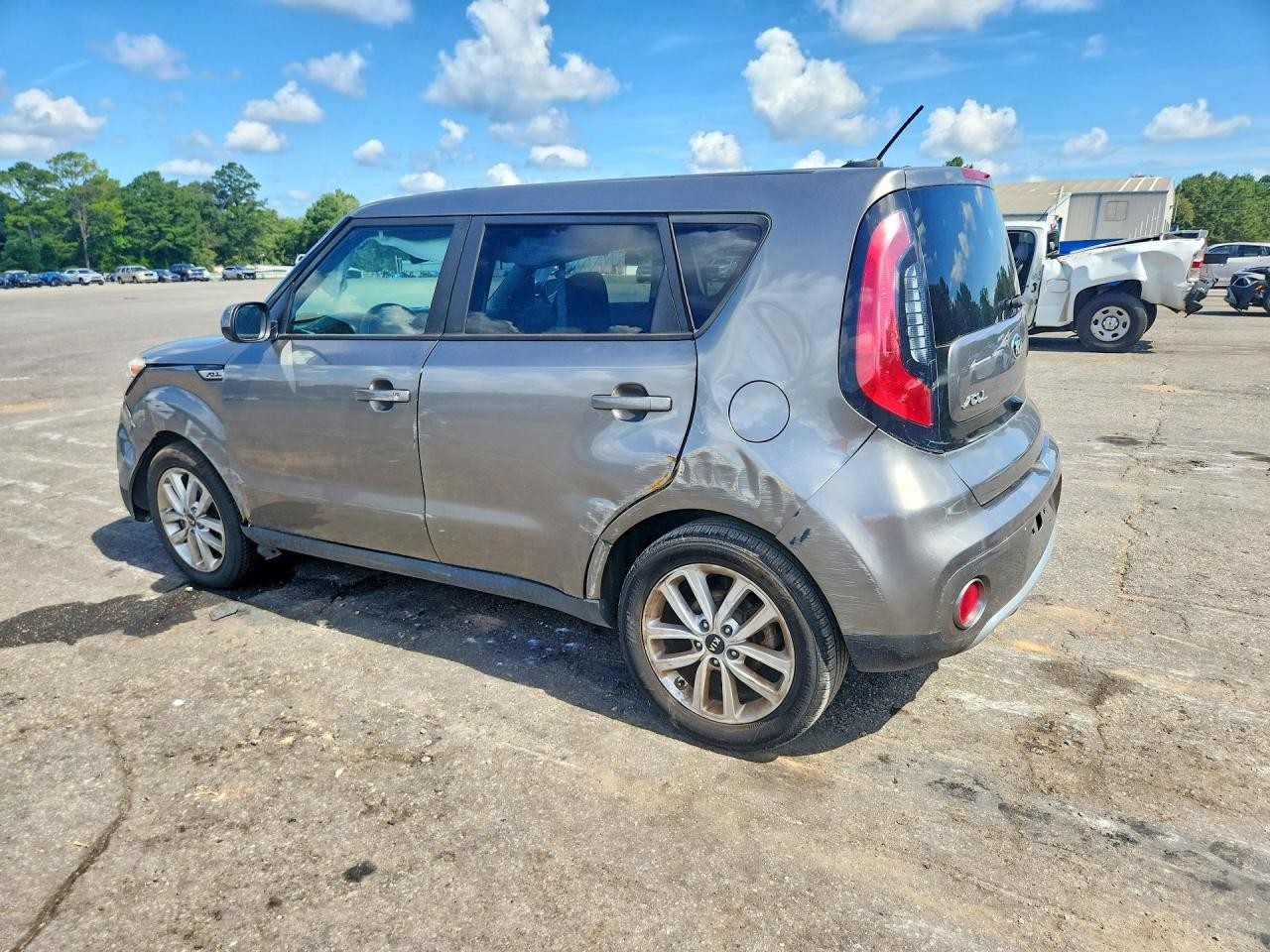 Vehicle/80005_02.jpg