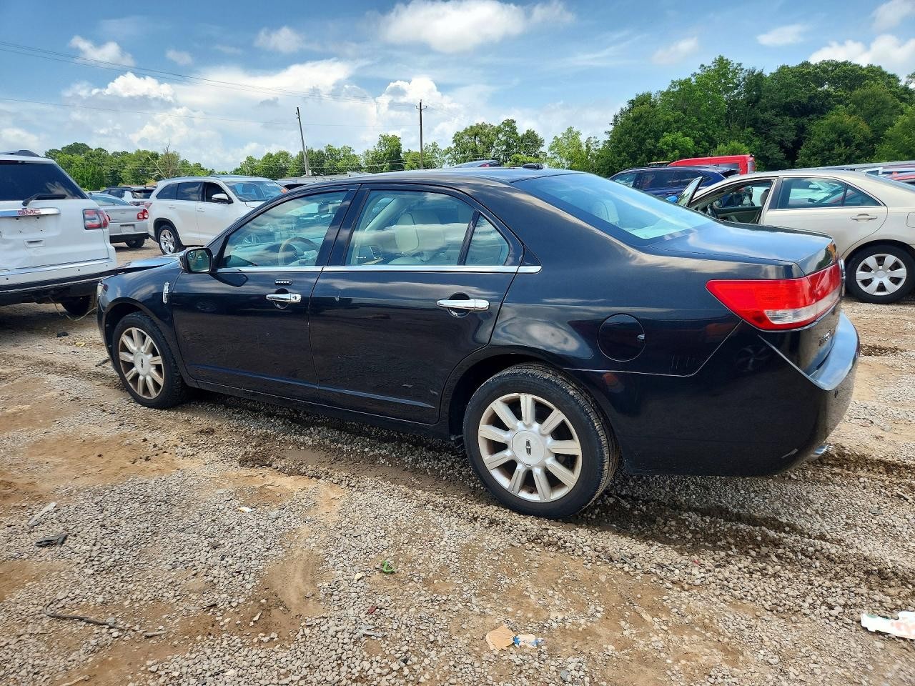 Vehicle/80031_02.jpg