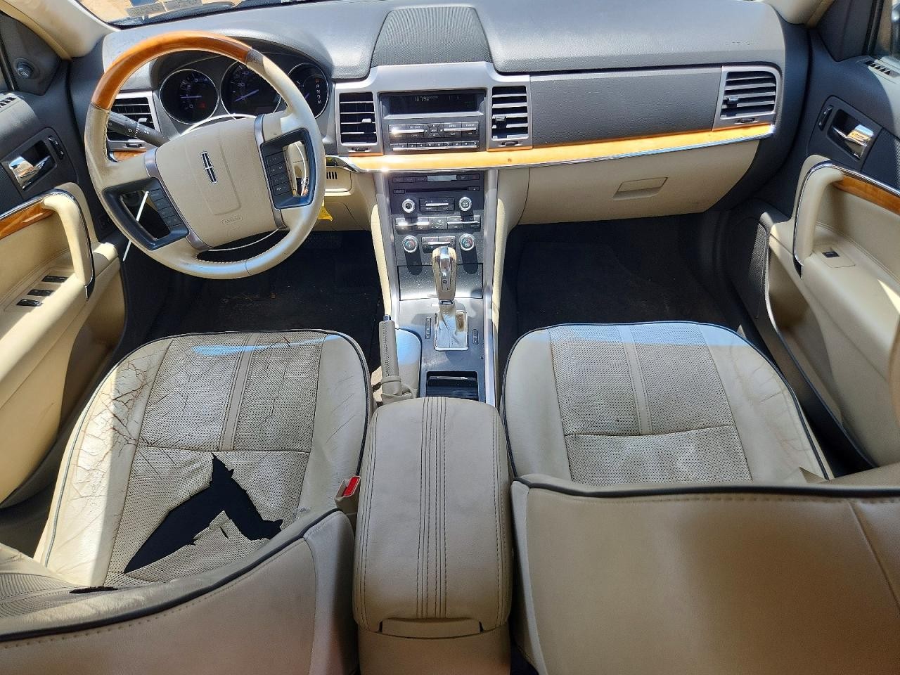 Vehicle/80031_08.jpg