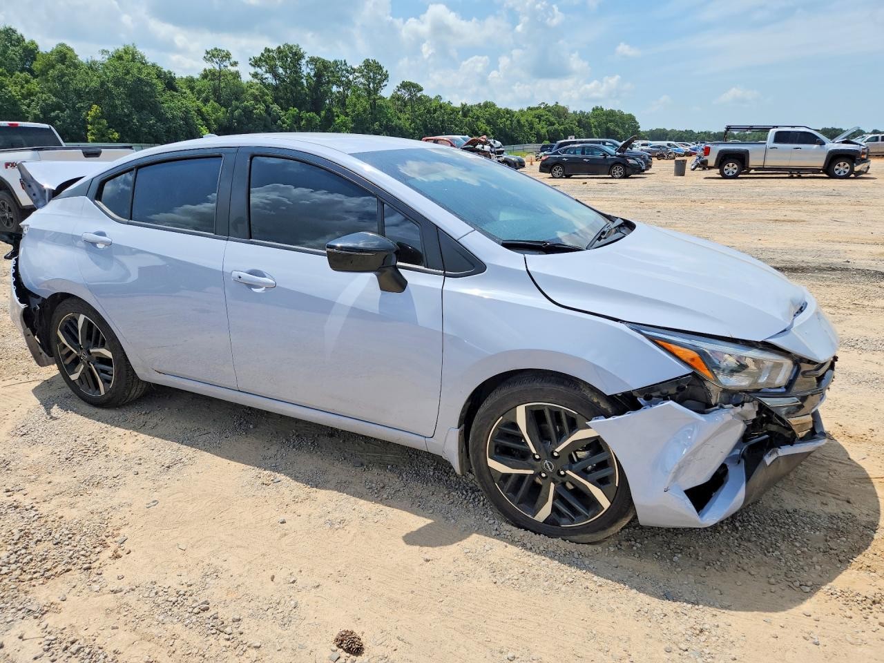 Vehicle/80032_04.jpg
