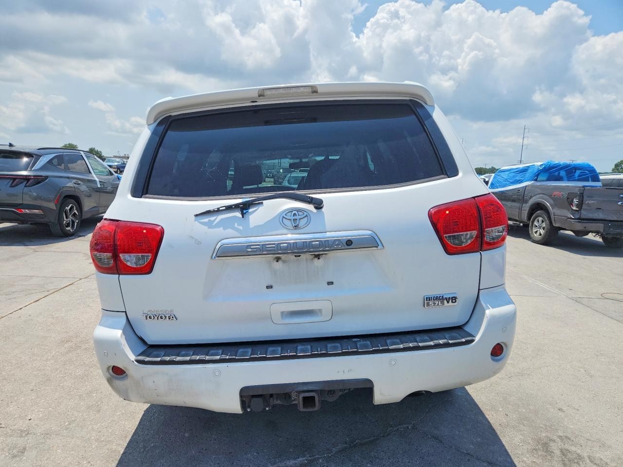 Vehicle/80071_06.jpg