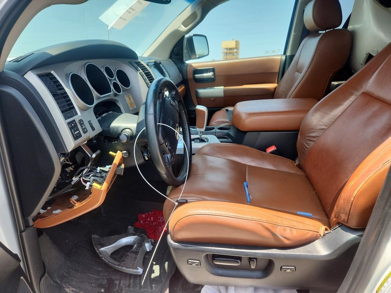 Vehicle/80071_07.jpg