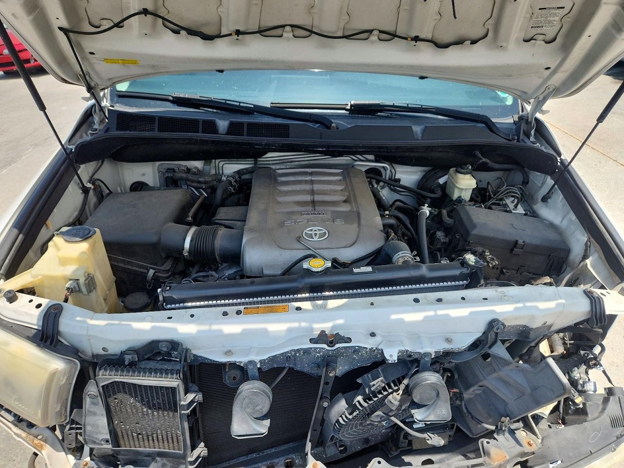 Vehicle/80071_12.jpg